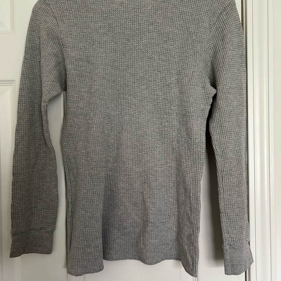 Gray Waffle Knit Long Sleeve Top - Picture 2 of 4